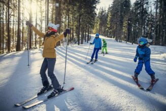 Co obejmuje ubezpieczenie narciarskie? Na co zwrócić uwagę?