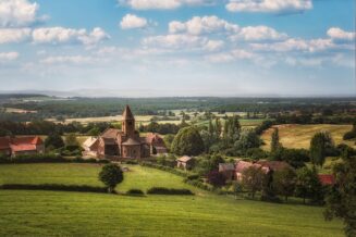 10 najciekawszych i najładniejszych zamków Burgundii
