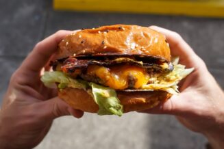 10 najlepszych lokali z burgerami w Pieninach ð