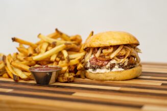 10 Najlepszych Lokali z Burgerami w Zamościu ð