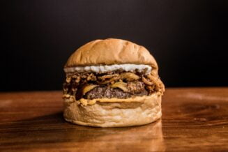 10 najlepszych lokali z burgerami w Świeradowie-Zdroju ð