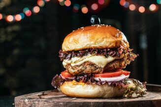 10 najlepszych miejsc z burgerami w Ruciane-Nida ð